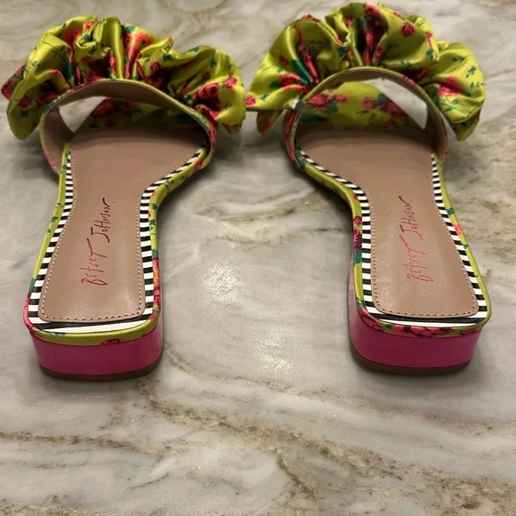 Betsey Johnson Ruffle Heels - Lime Green and Pink Floral - Picture 3 of 6